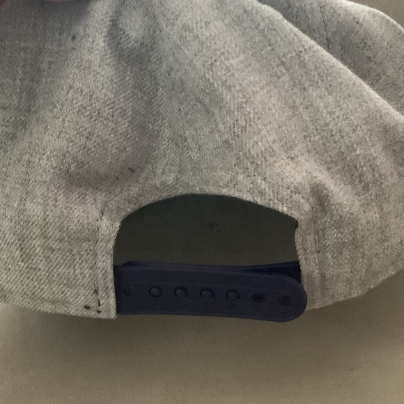 Los Angeles Lakers snapback cap - Picture 2 of 3